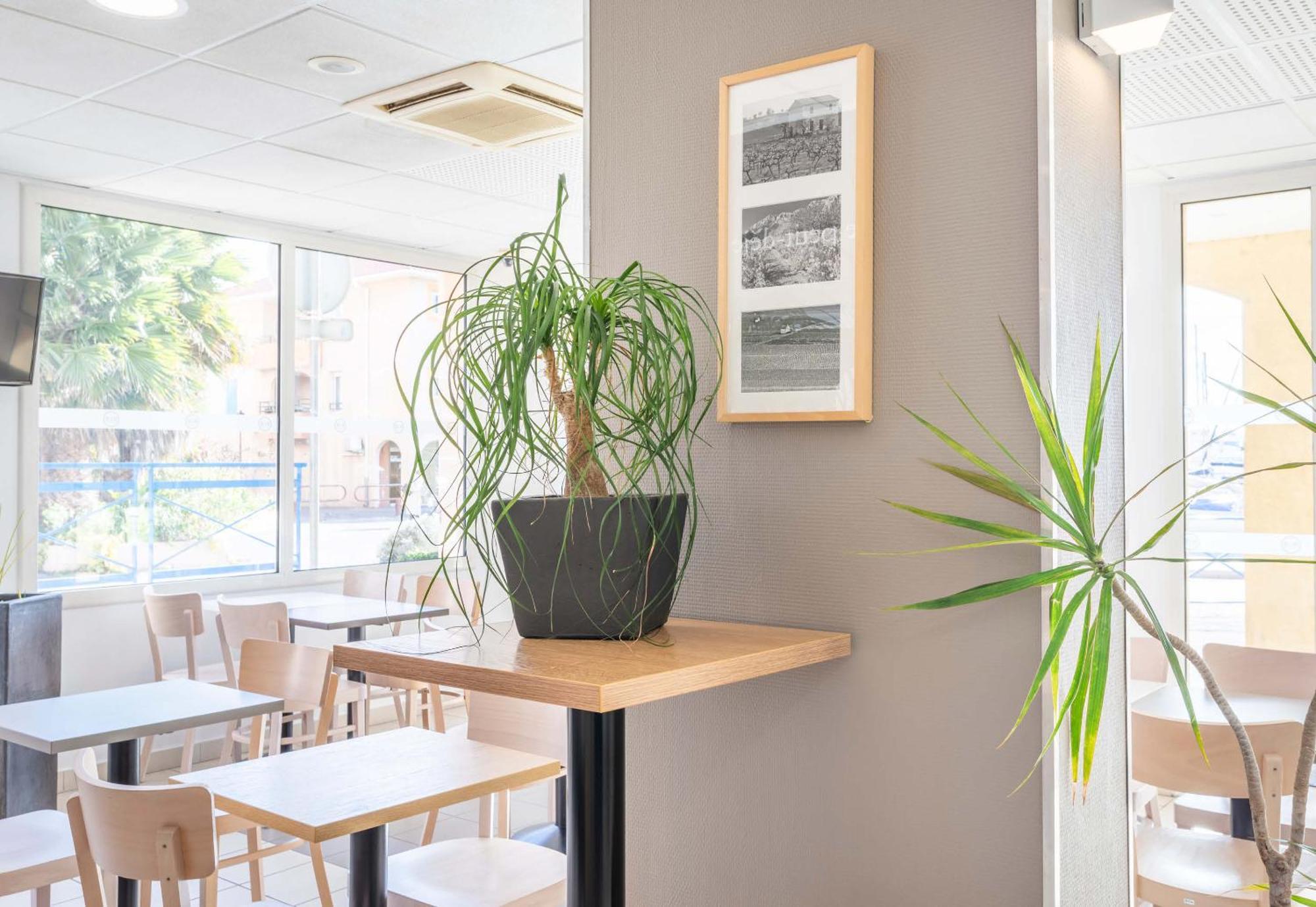 B&B Hotel Martigues Port-De-Bouc Luaran gambar